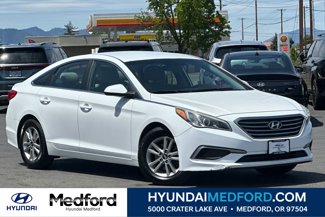 Used 2017 Hyundai Sonata SE image 1