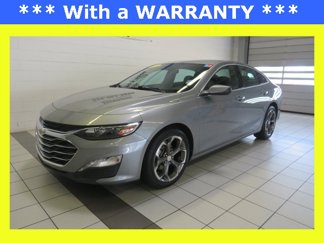 Used 2023 Chevrolet Malibu LT image 1