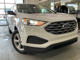 Used 2022 Ford Edge SE image 1