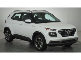 New 2025 Hyundai Venue SEL image 1