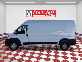 New 2024 RAM ProMaster 2500 w/ Convenience Group image 1