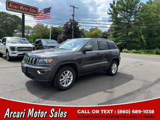 Used 2017 Jeep Grand Cherokee Laredo w/ Quick Order Package 23E image 1
