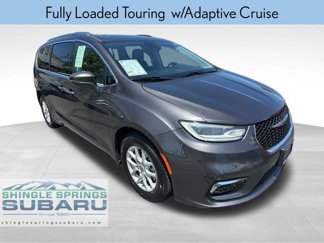Used 2021 Chrysler Pacifica Touring-L image 1