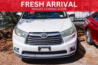 Used 2015 Toyota Highlander LE image 1