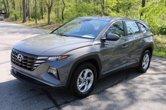 Used 2024 Hyundai Tucson SE image 1