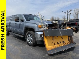 Used 2016 GMC Sierra 2500 SLE w/ SLE Preferred Package image 1