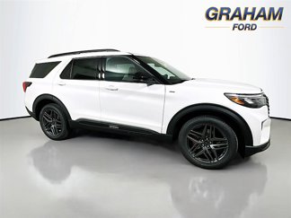 New 2025 Ford Explorer ST-Line image 1