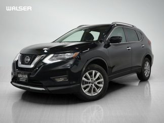 Used 2018 Nissan Rogue SV image 1