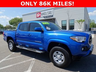 Used 2016 Toyota Tacoma SR5 w/ Towing Package image 1