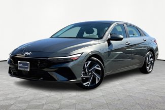 Certified 2025 Hyundai Elantra SEL image 1