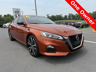 Certified 2021 Nissan Altima 2.5 SR w/ SR Premium Package image 1