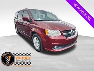 Certified 2019 Dodge Grand Caravan SXT image 1