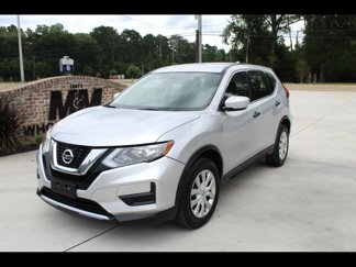 Used 2017 Nissan Rogue S image 1