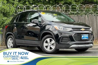 Used 2019 Chevrolet Trax LT w/ LT Convenience Package image 1