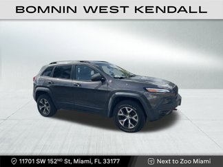 Used 2018 Jeep Cherokee Trailhawk image 1