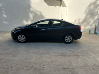 Used 2016 Hyundai Elantra SE image 1