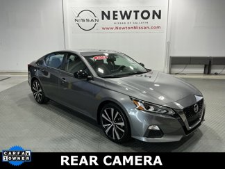 Used 2020 Nissan Altima 2.5 SR image 1