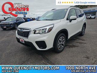 Used 2020 Subaru Forester Premium image 1