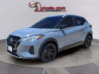 Certified 2023 Nissan Kicks SV image 1