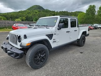 Used 2023 Jeep Gladiator Sport image 1