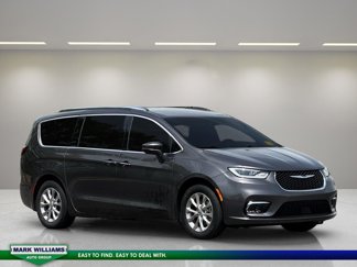 Used 2021 Chrysler Pacifica Touring-L w/ Uconnect Theater Family Group image 1