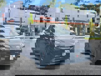 Used 2024 Toyota Prius LE image 1
