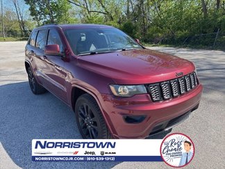Used 2021 Jeep Grand Cherokee Laredo X image 1