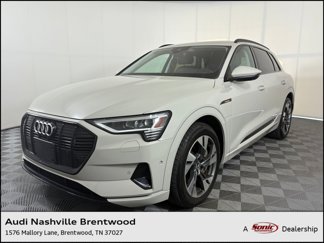 Used 2021 Audi e-tron Premium w/ Convenience Plus Package image 1