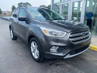 Used 2017 Ford Escape SE w/ Equipment Group 201A image 1