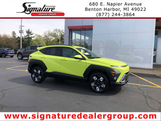 Certified 2025 Hyundai Kona SEL image 1