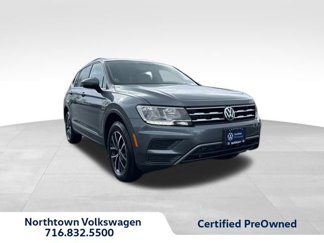 Used 2021 Volkswagen Tiguan SE w/ Panoramic Sunroof Package image 1