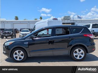 Used 2015 Ford Escape SE image 1