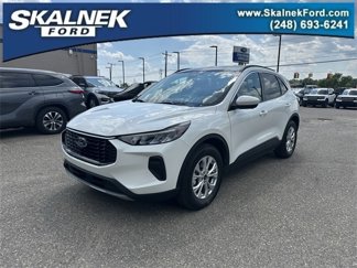 Certified 2023 Ford Escape Active w/ Tech Pack #2 image 1