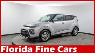 Used 2021 Kia Soul LX image 1