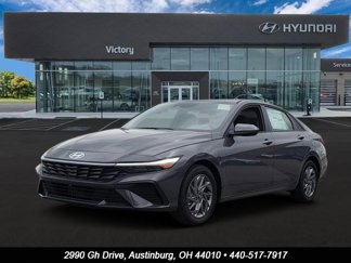 New 2025 Hyundai Elantra Blue image 1