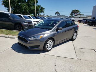 Used 2018 Ford Focus SE image 1