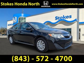 Used 2014 Toyota Camry L image 1