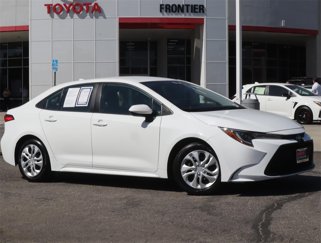 Certified 2021 Toyota Corolla LE image 1