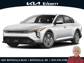 New 2025 Kia K4 LXS image 1