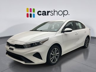 Used 2022 Kia Forte LXS w/ LXS Technology Package image 1