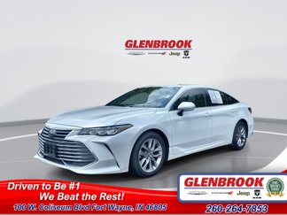 Used 2020 Toyota Avalon XLE image 1
