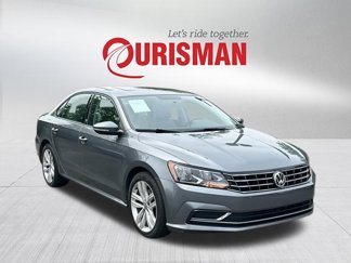 Used 2019 Volkswagen Passat 2.0T Wolfsburg image 1
