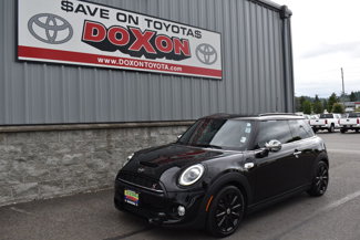 Used 2019 MINI Cooper S w/ Premium Package image 1