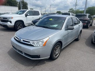 Used 2010 Ford Focus SE image 1