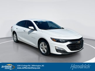 Used 2024 Chevrolet Malibu LS video 1