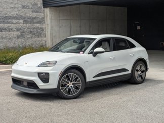 New 2025 Porsche Macan 4 Electric image 1