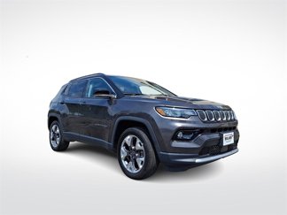 Used 2022 Jeep Compass Limited image 1