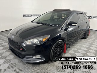 Used 2016 Ford Focus ST w/ Equipment Group 402A image 1