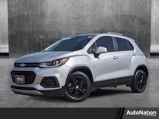 Certified 2022 Chevrolet Trax LT w/ LT Convenience Package image 1