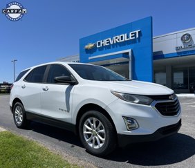 Used 2020 Chevrolet Equinox LS w/ LS Convenience Package image 1
